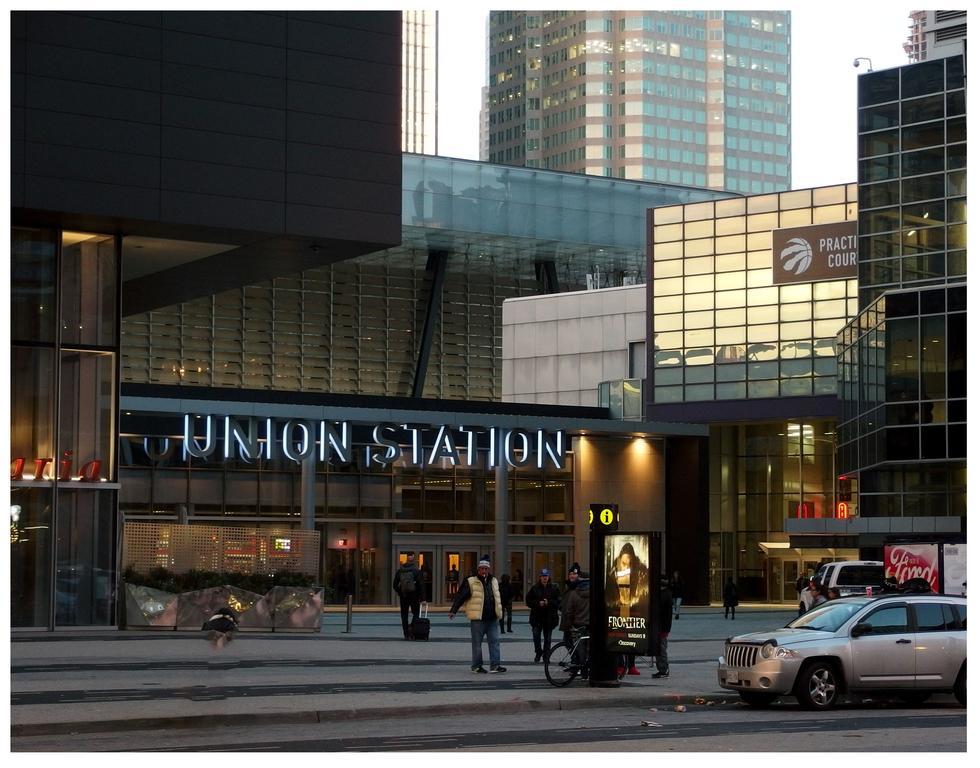 Tvhr - Luxury Condos In Heart Of Downtown Toronto Exterior photo