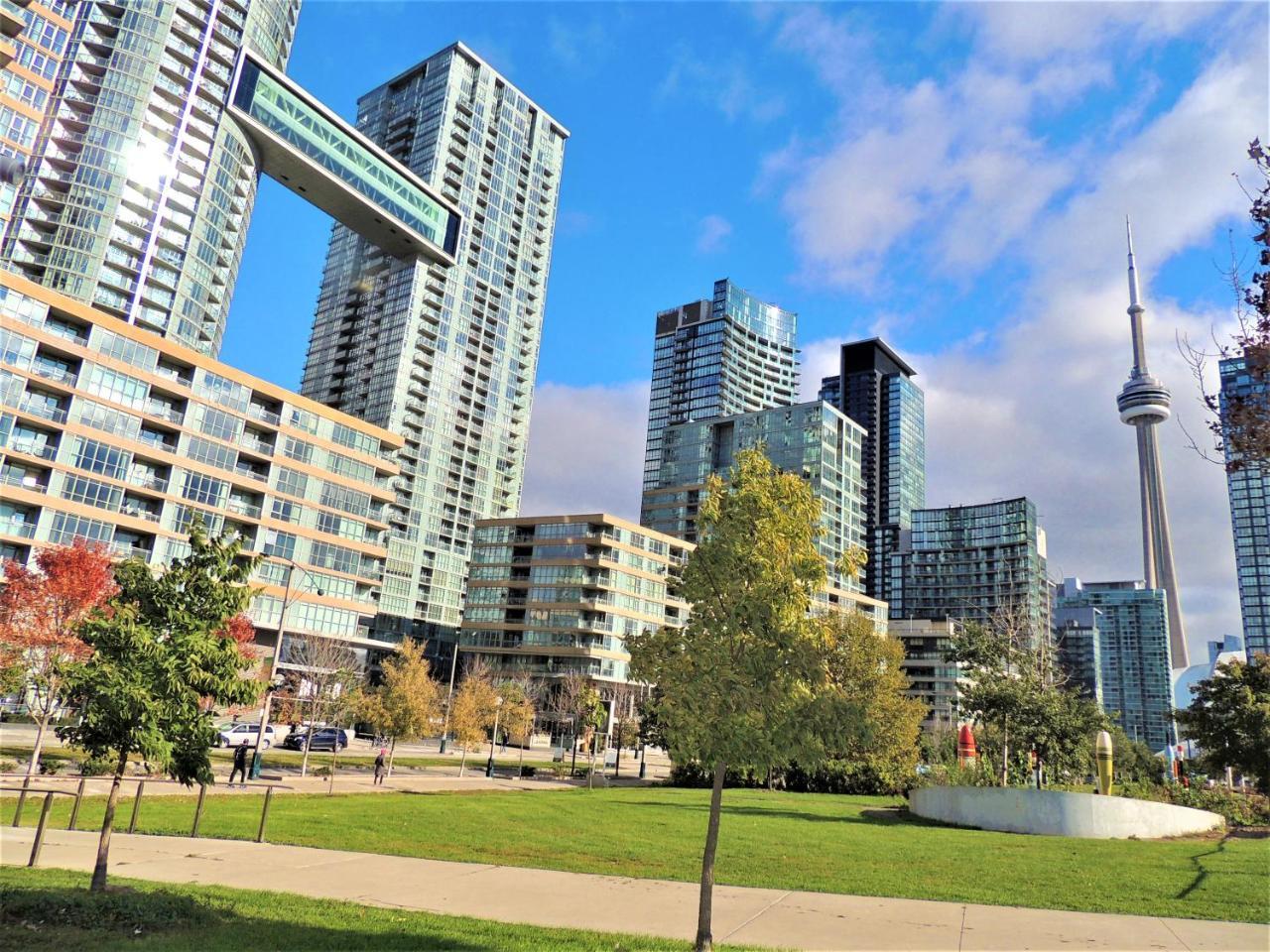 Tvhr - Luxury Condos In Heart Of Downtown Toronto Exterior photo